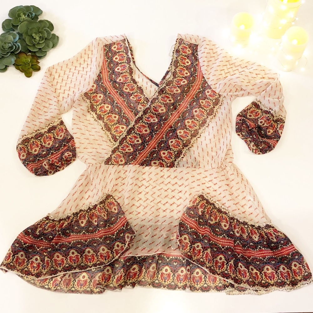 Umgee Boho Flowy Sheer Tunic, V-Neck, Size Large